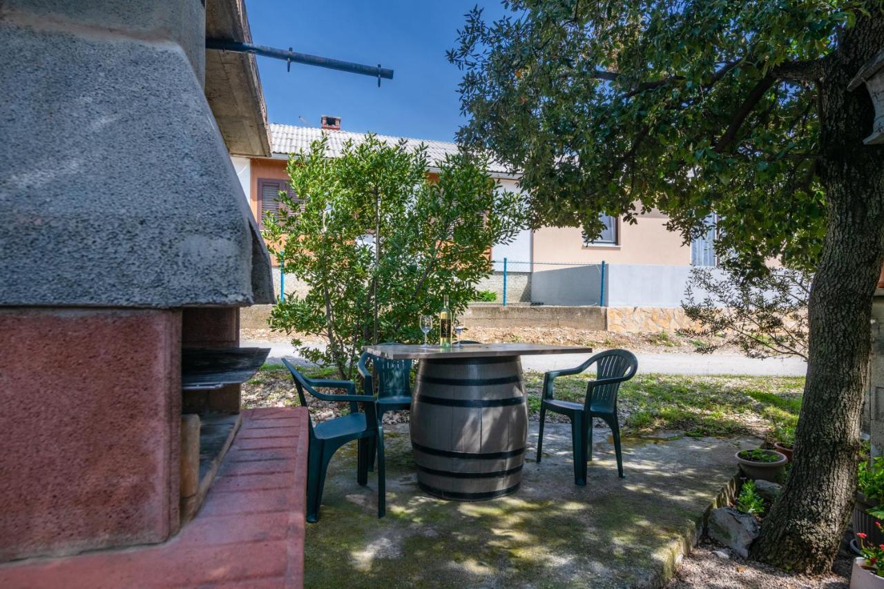 Apartment Dobric Koromacno Luaran gambar