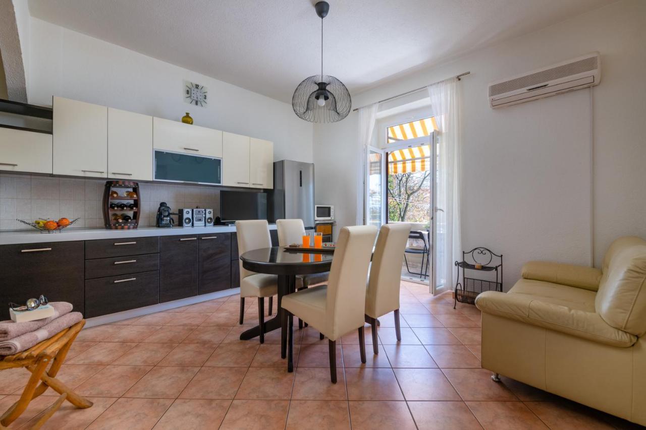 Apartment Dobric Koromacno Luaran gambar